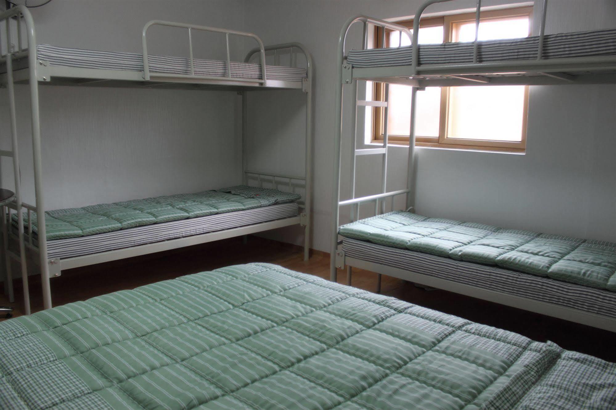 Dongdaemun Guesthouse Сеул Екстериор снимка