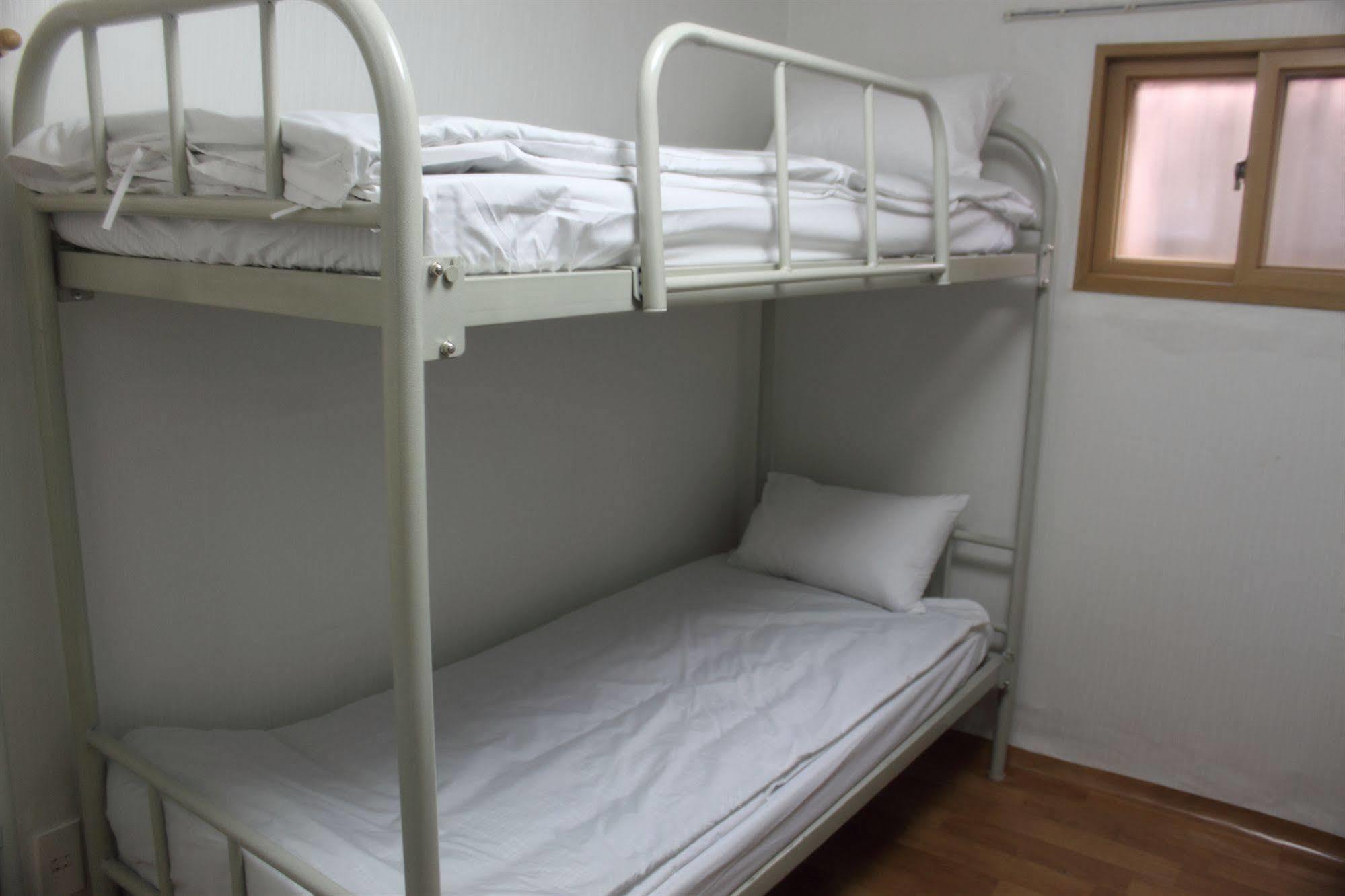 Dongdaemun Guesthouse Сеул Екстериор снимка