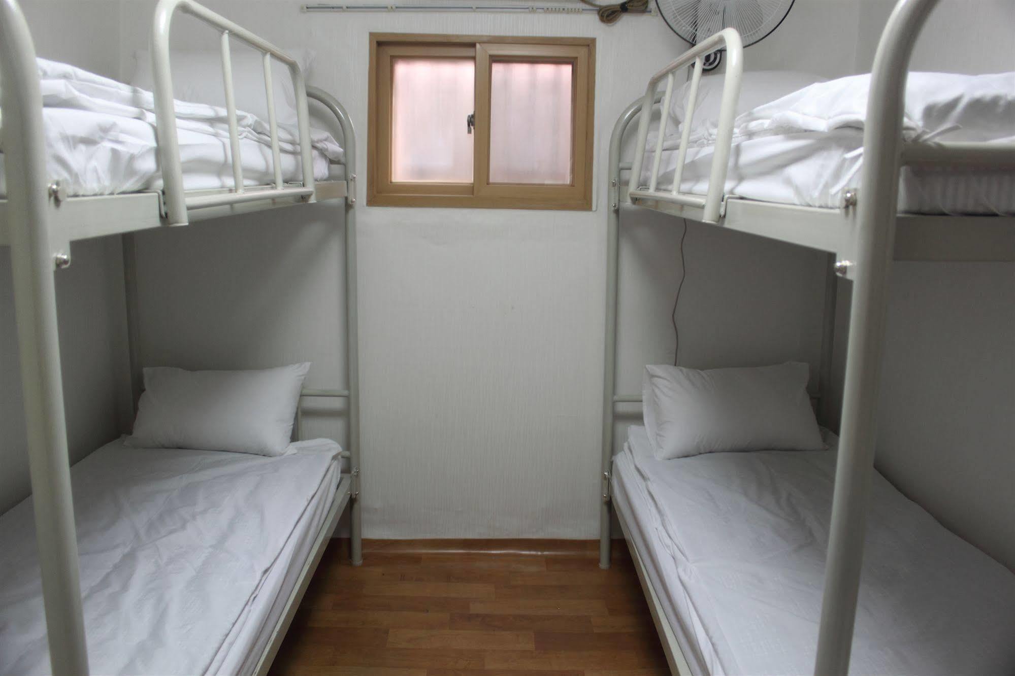 Dongdaemun Guesthouse Сеул Екстериор снимка
